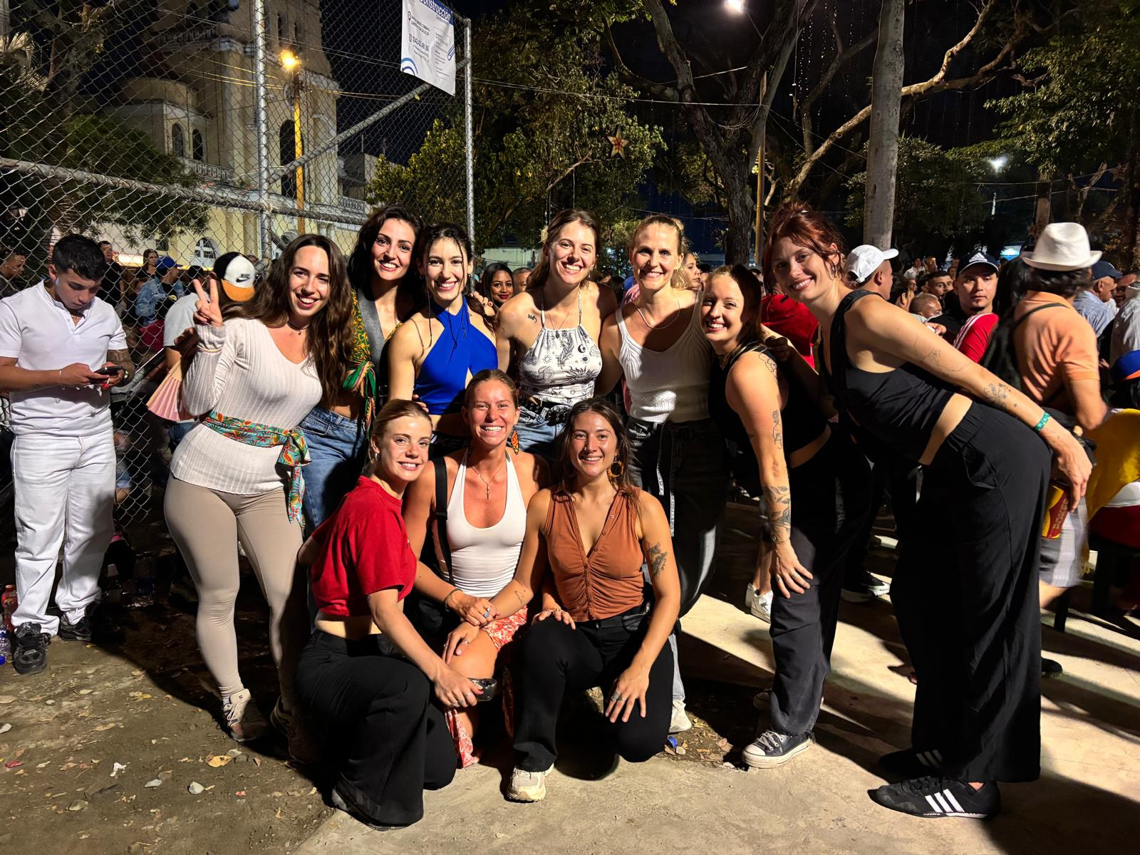 El grupo en Cali